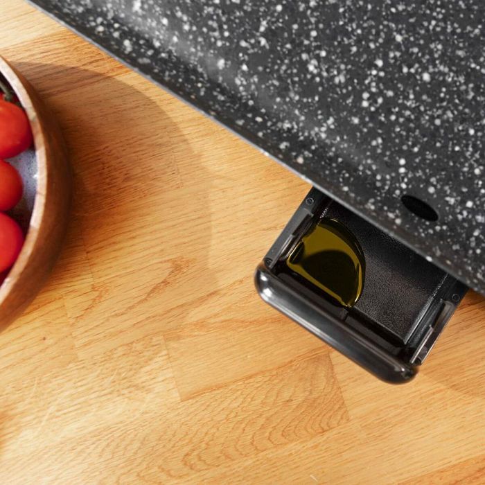 Cecotec 03196 Plancha de Asar Eléctrica Tasty&Grill 3000 RockWater XL, 2400W, RockStone, 70x22cm, Termostato, Bandeja Grasas, Negra 7