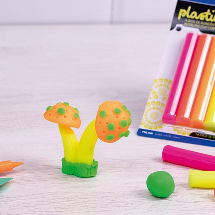 Blíster con 6 barritas de plastilina de colores de fluorescentes 70 g milan 2 Blíster con 6 barritas de plastilina de colores de fluorescentes 70 g milan 2