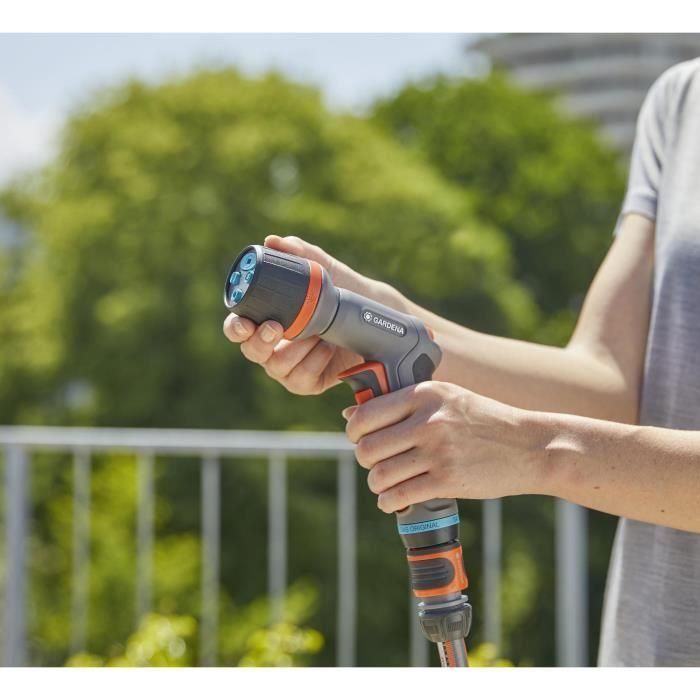 Gardena Pistola de limpieza Comfort ecoPulse: ahorro de agua con chorro ecológico, modos concentrado, plano, difuso y mango ergonómico. 1 Gardena Pistola de limpieza Comfort ecoPulse: ahorro de agua con chorro ecológico, modos concentrado, plano, difuso y mango ergonómico. 1