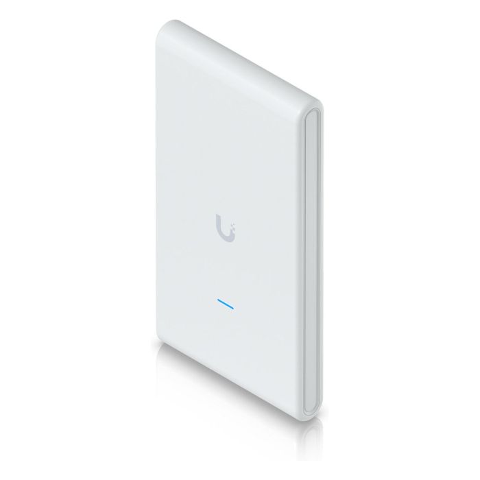 Ubiquiti Wi-Fi 6 AP con 4 flujos espaciales, 2x GbE RJ45, PoE, IPX6, carcasa estabilizada UV 5