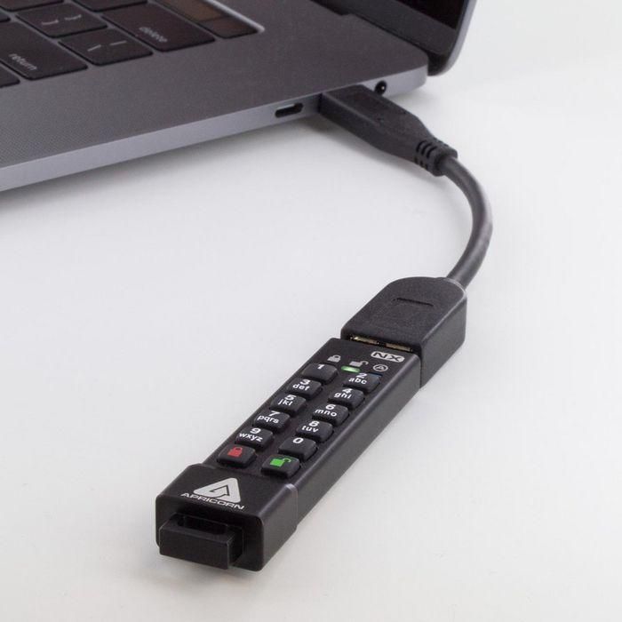 Apricorn 16GB, USB 3.2 gen1, 77/72 MB/s, FIPS 140-2, IP67 5