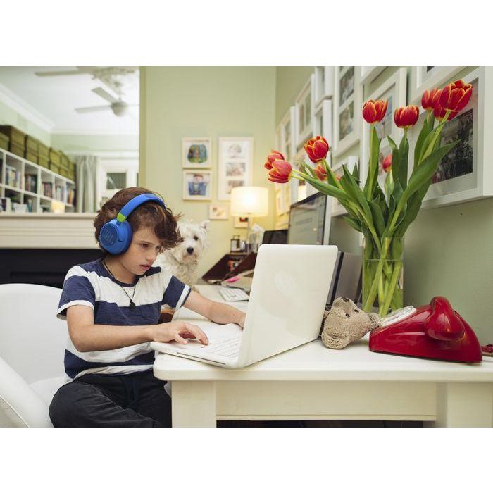 JBL JR460NC, Kids wireless over-ear Noise Cancelling headphones, reduced volume for safe listening, White 8 JBL JR460NC, Kids wireless over-ear Noise Cancelling headphones, reduced volume for safe listening, White 8