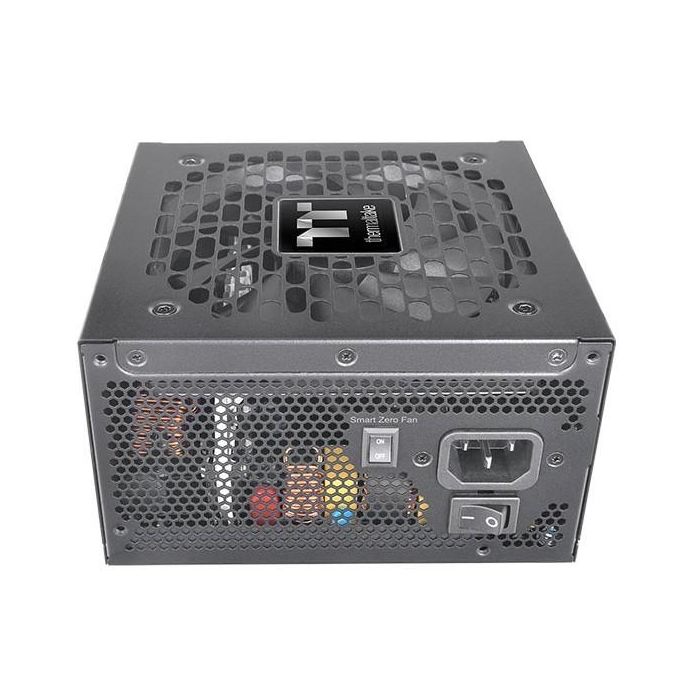 Thermaltake Toughpower Gt Fuente de Alimentación 750W para PC/Servidor ATX 24-pin con Certificación 80 PLUS Gold y Ventilador Activo 12cm Negro 4