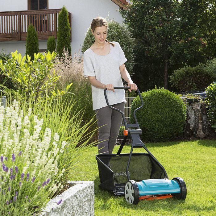 Gardena 330 Classic Segadora helicoidal manual 33cm para césped pequeño, corte sin fricción y silencioso, manillar ergonómico 2 Gardena 330 Classic Segadora helicoidal manual 33cm para césped pequeño, corte sin fricción y silencioso, manillar ergonómico 2
