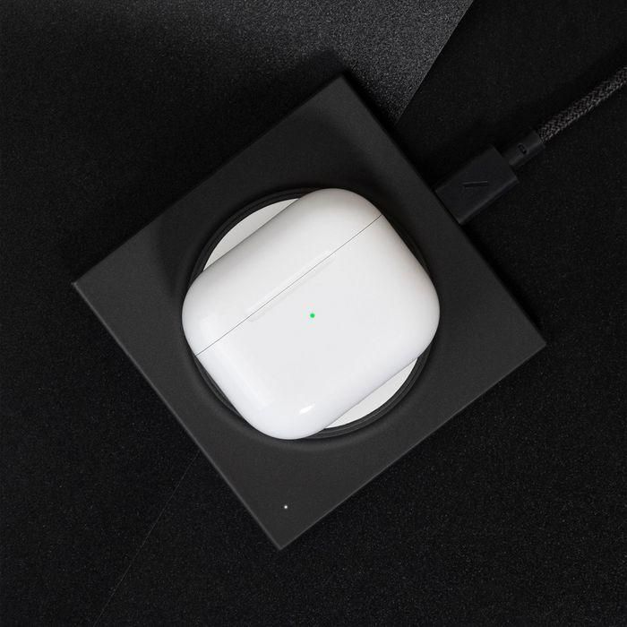 Native Union Drop Magnetic Wireless Charger Black 5 Native Union Drop Magnetic Wireless Charger Black 5