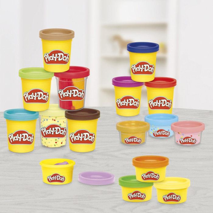 Play-Doh G0555 Set Moto Cortadora Capitán América Marvel Figura de Acción Flexible con Alas 2 en 1 y Molde para Niños +4 años 3 Play-Doh G0555 Set Moto Cortadora Capitán América Marvel Figura de Acción Flexible con Alas 2 en 1 y Molde para Niños +4 años 3