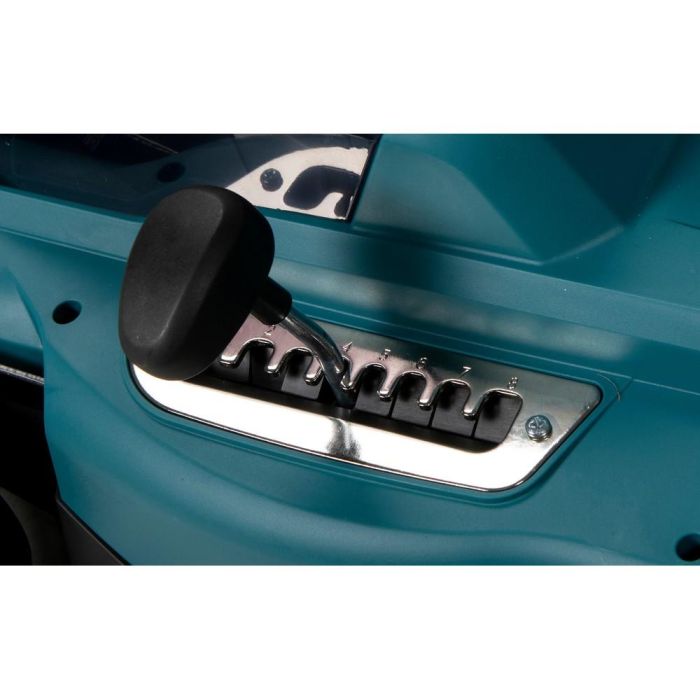 Makita DLM330RM Akku-Rasenmäher 3
