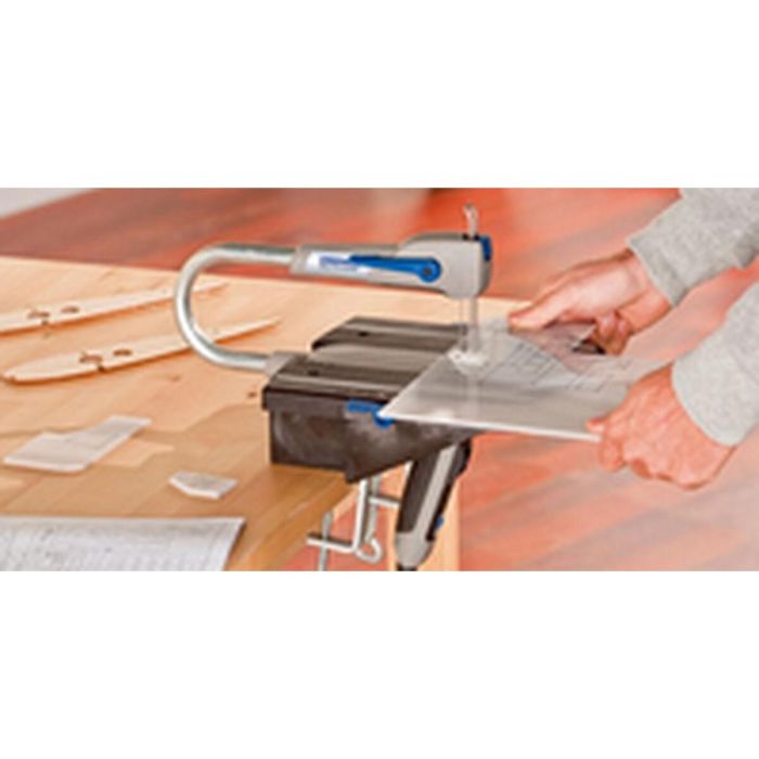 DREMEL MS20-1/5 Sierra de Calar Compacta Moto-Saw 70W 2 en 1 (Estacionaria/Portátil) Variador de Velocidad 1.500-2.250 rpm para Cortes de Precisión 7
