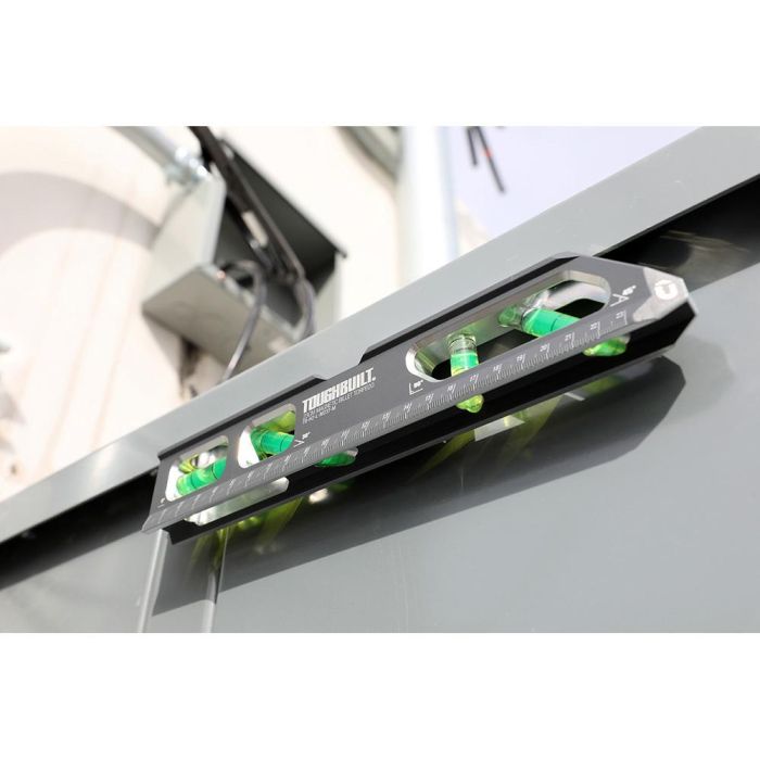 Toughbuilt Nivel Torpedo Magnético TB-H2-L-M23T-M de 23cm con 4 Burbujas de Precisión y Potentes Imanes de Neodimio 4