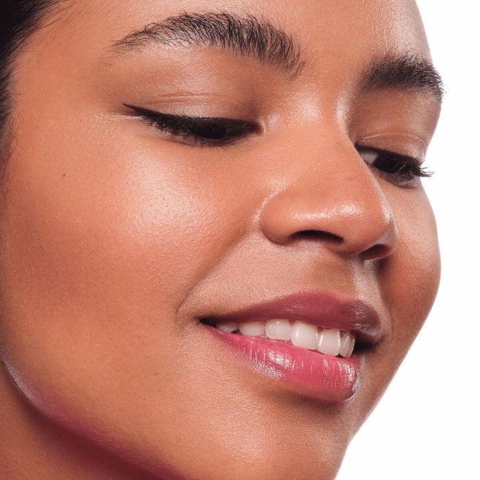 Essence #020 Eyeliner Pen Extra Long-Lasting, Delineador Líquido Preciso para Ojos, Negro Intenso, 1,10 ml 2 Essence #020 Eyeliner Pen Extra Long-Lasting, Delineador Líquido Preciso para Ojos, Negro Intenso, 1,10 ml 2