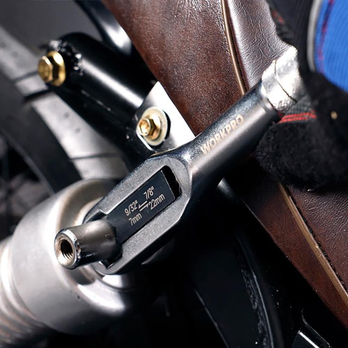 Llave ajustable universal 7 - 22 mm, métrica y sae 6 Llave ajustable universal 7 - 22 mm, métrica y sae 6