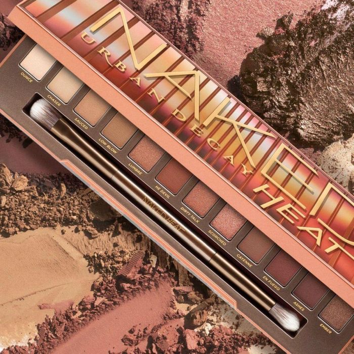 Urban Decay Naked Heat Eyeshadow Palette 11,4 gr 3 Urban Decay Naked Heat Eyeshadow Palette 11,4 gr 3