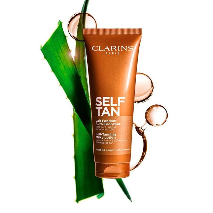 Clarins Loción Lechosa Autobronceadora para Rostro y Cuerpo, Bronceado Gradual e Hidratación, 125 ml