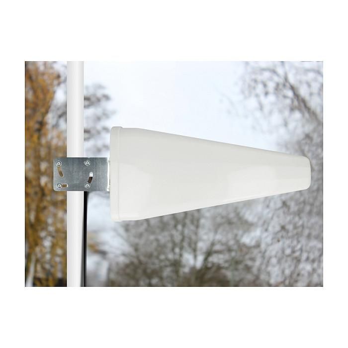 DeLOCK Antena LTE Exterior Direccional 11 dBi, 1.71-2.7 GHz, Conector SMA, con Cable RG-58 5m, Blanca 1 DeLOCK Antena LTE Exterior Direccional 11 dBi, 1.71-2.7 GHz, Conector SMA, con Cable RG-58 5m, Blanca 1