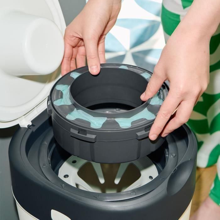 TOMMEE TIPPEE - Recambios para papelera de pañal Twist & Click con GREENFILM antibacteriano de larga duración, paquete de 12 1