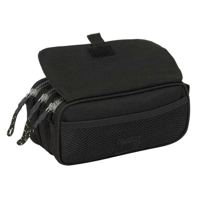 Bolso Escolar Portatodo Safta Triple Big Batman Game Over 100x215x80 mm 3 Bolso Escolar Portatodo Safta Triple Big Batman Game Over 100x215x80 mm 3
