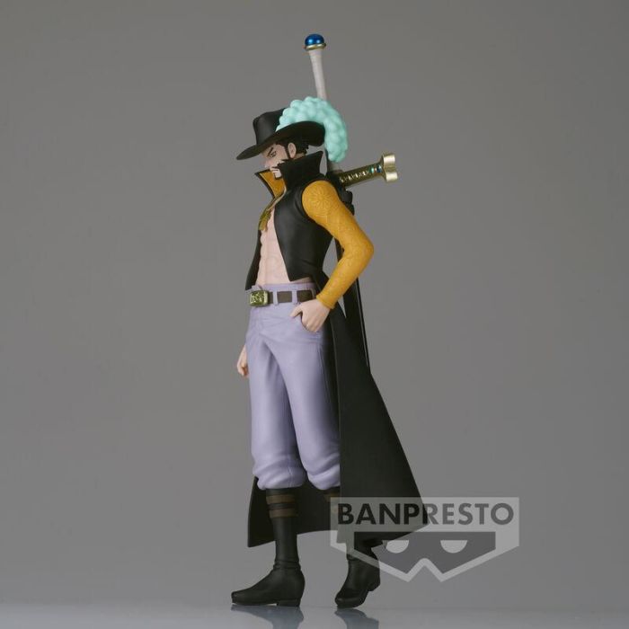 Banpresto Figura One Piece The Shukko Dracule Mihawk 16 cm PVC BP89726P 3 Banpresto Figura One Piece The Shukko Dracule Mihawk 16 cm PVC BP89726P 3