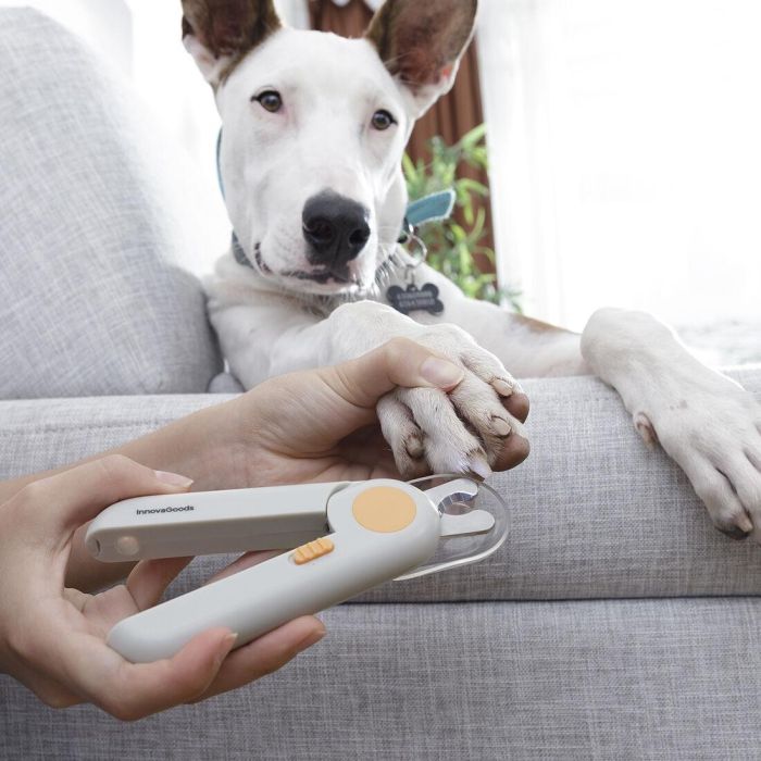 Cortaúñas con LED para Mascotas Clipet InnovaGoods 11 Cortaúñas con LED para Mascotas Clipet InnovaGoods 11