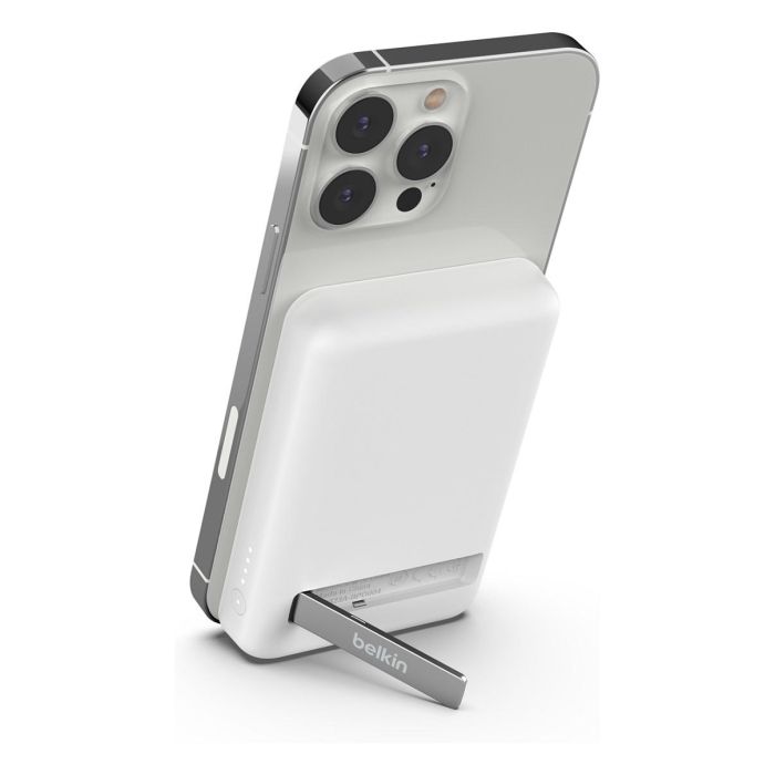 Belkin Power Bank Cargador Inalambrico 5000 mAh con USB-C, Carga 7.5W iPhone, Pie Retráctil, Blanco 0 Belkin Power Bank Cargador Inalambrico 5000 mAh con USB-C, Carga 7.5W iPhone, Pie Retráctil, Blanco 0