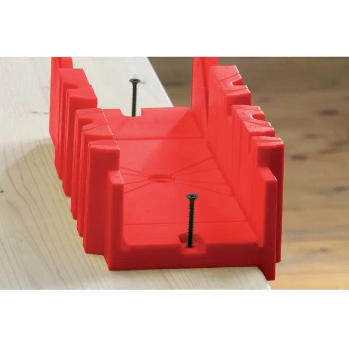 Meister Sierra Trasera con Caja de Ingletes 3 Meister Sierra Trasera con Caja de Ingletes 3