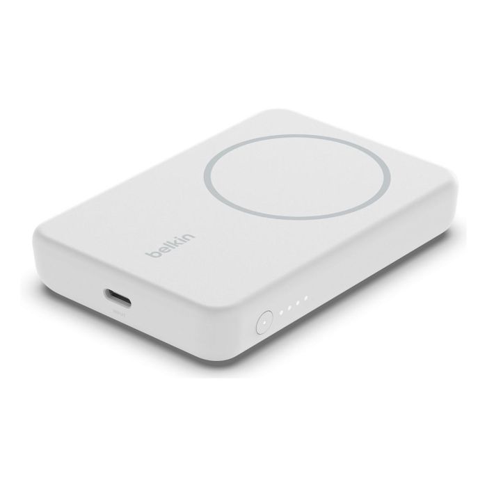 Belkin Power Bank Cargador Inalambrico 5000 mAh con USB-C, Carga 7.5W iPhone, Pie Retráctil, Blanco 1 Belkin Power Bank Cargador Inalambrico 5000 mAh con USB-C, Carga 7.5W iPhone, Pie Retráctil, Blanco 1