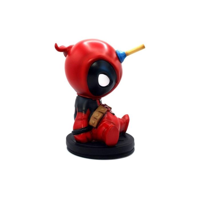 Semic Studios Figura Hucha Marvel Deadpool Diseño Skottie Young 19.5 cm 3 Semic Studios Figura Hucha Marvel Deadpool Diseño Skottie Young 19.5 cm 3