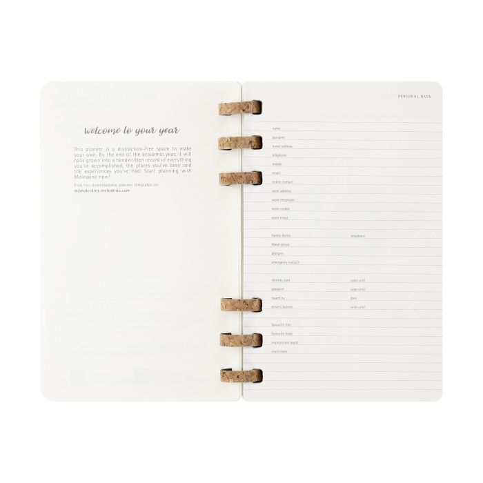 Agenda 12M 2026 Espiral Academica L (13 X 21 Cm) Negra Tapa Blanda Moleskine DSSPB12AMWH3Y26 4 Agenda 12M 2026 Espiral Academica L (13 X 21 Cm) Negra Tapa Blanda Moleskine DSSPB12AMWH3Y26 4