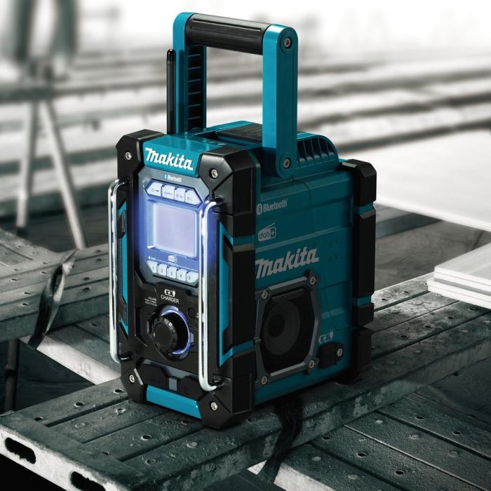 Makita DMR 301 Baustellenradio 1