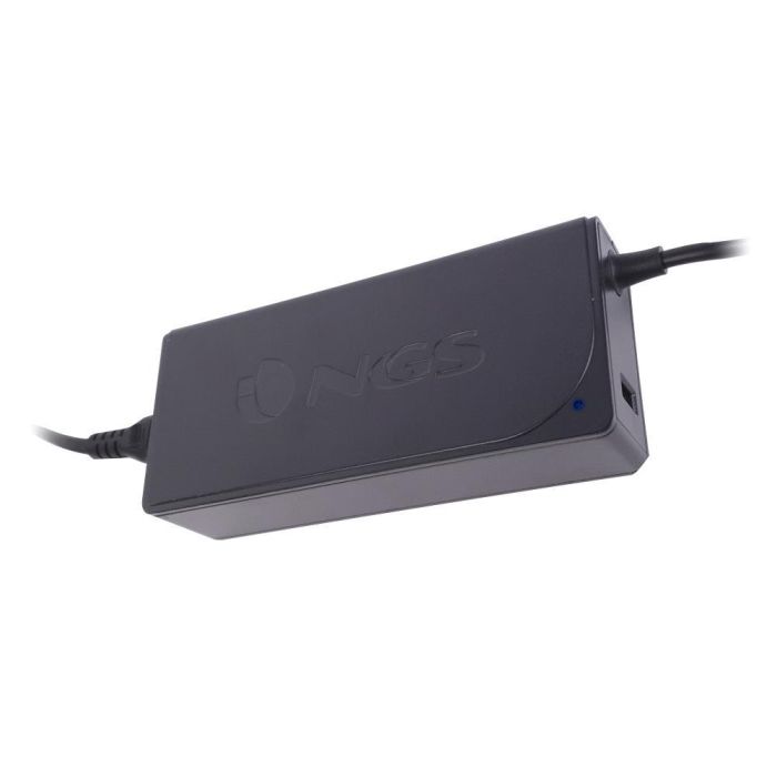 NGS Cargador Universal USB-C 65W para Portátiles y Dispositivos, Multi-voltaje 5-20V, con Salida USB-A 2A y Protección Inteligente. 2 NGS Cargador Universal USB-C 65W para Portátiles y Dispositivos, Multi-voltaje 5-20V, con Salida USB-A 2A y Protección Inteligente. 2