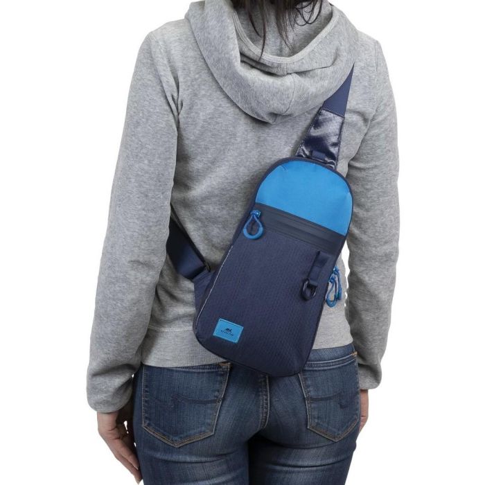 Riva OneShoulder Bag Dijon 10,1" blau 5312 9 Riva OneShoulder Bag Dijon 10,1" blau 5312 9