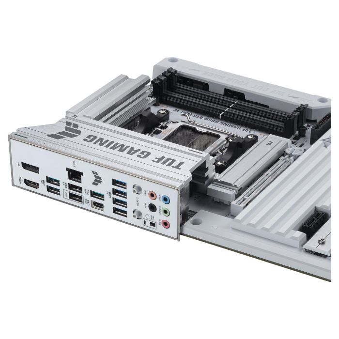 ASUS TUF GAMING B850-BTF WiFi W Placa Base ATX AMD B850 DDR5 WiFi 7 Bluetooth 5.4 Blanco 3