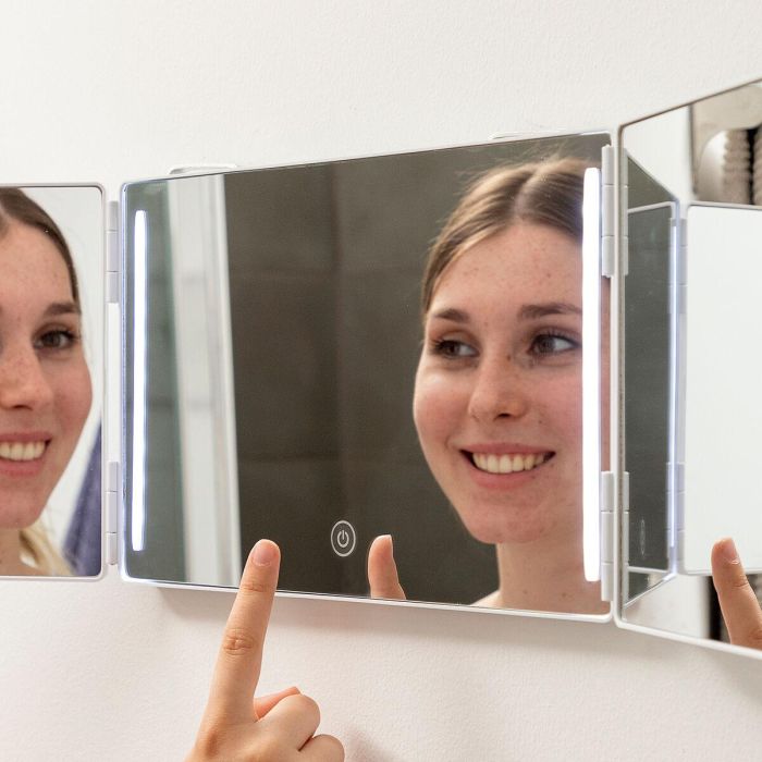 Espejo para baño con luz LED y visión 360º InnovaGoods 10 Espejo para baño con luz LED y visión 360º InnovaGoods 10
