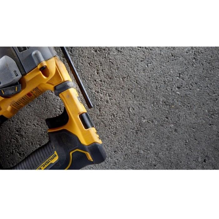 DeWALT DCH172NT-XJ Taladro Percutor 18V SDS Plus 16mm, sin escobillas, velocidad y par ajustables, luz integrada 8 DeWALT DCH172NT-XJ Taladro Percutor 18V SDS Plus 16mm, sin escobillas, velocidad y par ajustables, luz integrada 8