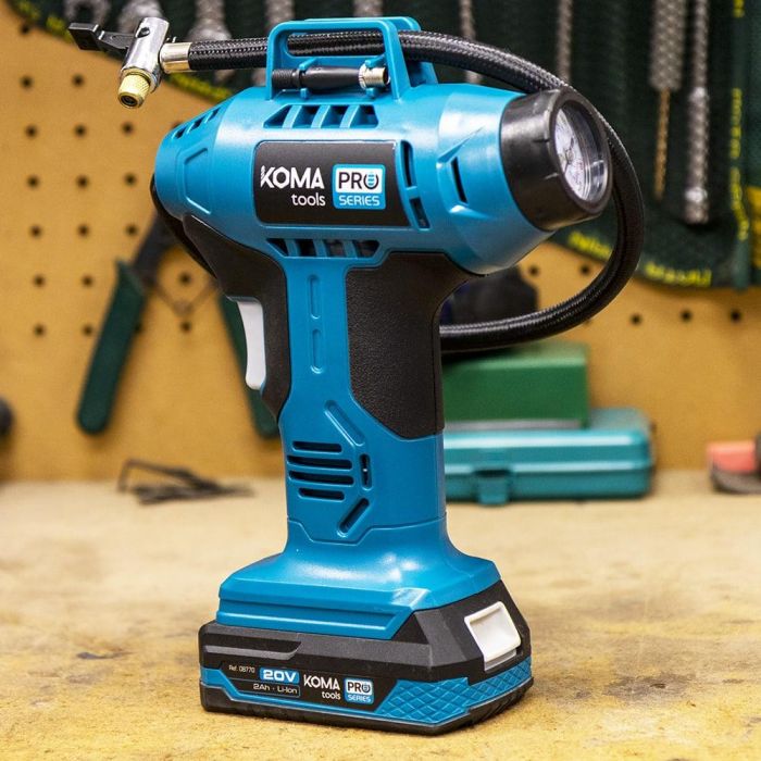 Koma Tools Compresor de aire 20V Pro Series, 160PSI, luz de trabajo, manguera 50cm, 17.5x7.5x22.5cm 5 Koma Tools Compresor de aire 20V Pro Series, 160PSI, luz de trabajo, manguera 50cm, 17.5x7.5x22.5cm 5