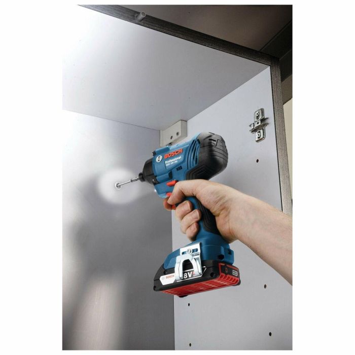 BOSCH PROFESSIONAL Atornillador de impacto inalámbrico 18V GDR 18V-160, 2 batidores 2,0 Ah, L-BOXX 3