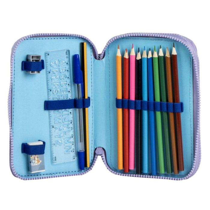 Cerdá Plumier Escolar Bluey con Accesorios Azul Claro 12.5x19.5x4.5 cm para Niños +3 años 2 Cerdá Plumier Escolar Bluey con Accesorios Azul Claro 12.5x19.5x4.5 cm para Niños +3 años 2