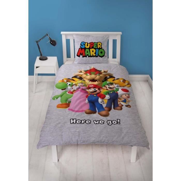 Mario Bros AAART15018 - Juego de Cama Super Mario y sus amigos - Microfibra - 1 Funda Nórdica 140x200 cm + 1 Funda Almohada 63x63 cm 1 Mario Bros AAART15018 - Juego de Cama Super Mario y sus amigos - Microfibra - 1 Funda Nórdica 140x200 cm + 1 Funda Almohada 63x63 cm 1