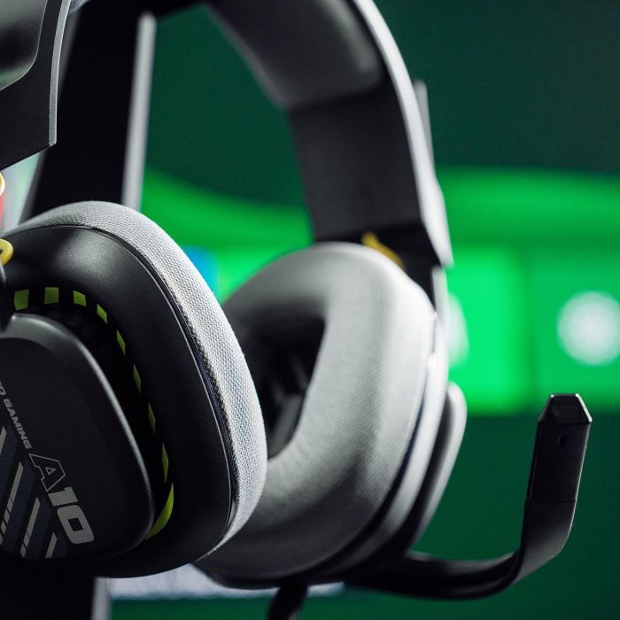 Auriculares con Micrófono Gaming Logitech 939-002047 Negro 13 Auriculares con Micrófono Gaming Logitech 939-002047 Negro 13