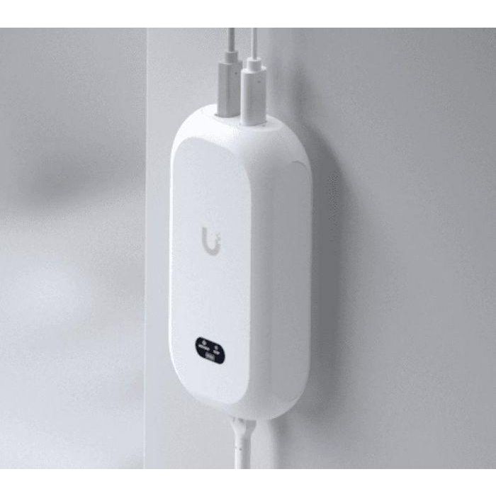 Ubiquiti Hub, 0.96" display, PoE, RJ-45 1 Ubiquiti Hub, 0.96" display, PoE, RJ-45 1