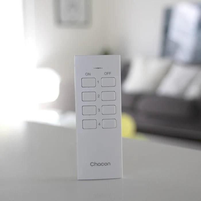 Chacon Kit de 3 Tomas de Corriente Inalámbricas On/Off con Mando a Distancia para Control de Luces y Dispositivos 2000W, 25m 2 Chacon Kit de 3 Tomas de Corriente Inalámbricas On/Off con Mando a Distancia para Control de Luces y Dispositivos 2000W, 25m 2