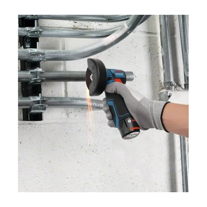 Bosch Professional Amoladora Angular GWS 12V-76 Compacta y Ergonómica para Cortes Rápidos en Obra, Uso Versátil en Diferentes Materiales, Motor EC Potente
