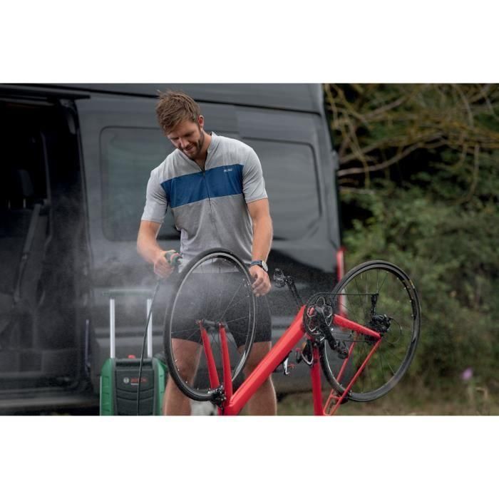 Bosch Fontus Hidrolimpiadora a Batería 18V System, Baja Presión 1-12 bares, Depósito 15L, Limpieza Exterior e Interior, sin batería 1 Bosch Fontus Hidrolimpiadora a Batería 18V System, Baja Presión 1-12 bares, Depósito 15L, Limpieza Exterior e Interior, sin batería 1