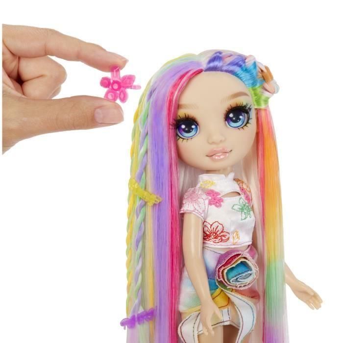 Rainbow High Muñeca Hair Chalk & Style Amaya, con Pelo Extra Largo para Peinar y Teñir - Plástico, 30,48x19x8,10 cm 1 Rainbow High Muñeca Hair Chalk & Style Amaya, con Pelo Extra Largo para Peinar y Teñir - Plástico, 30,48x19x8,10 cm 1