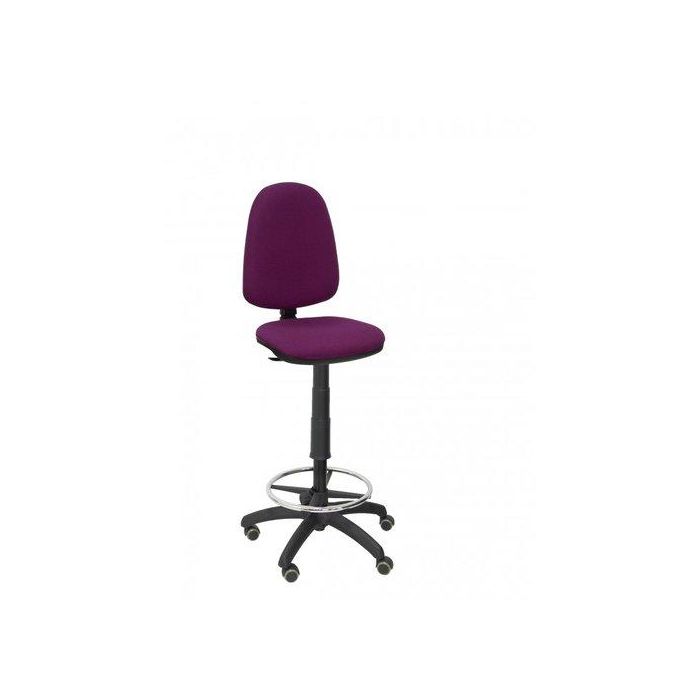 Taburete Piqueras Y Crespo Ayna Ergonomico Mecanismo De Contacto Permanente Regulable En Altura Y Aro Reposapies Ruedas De Parquet Asiento Y Respaldo Tapizados Bali Morado