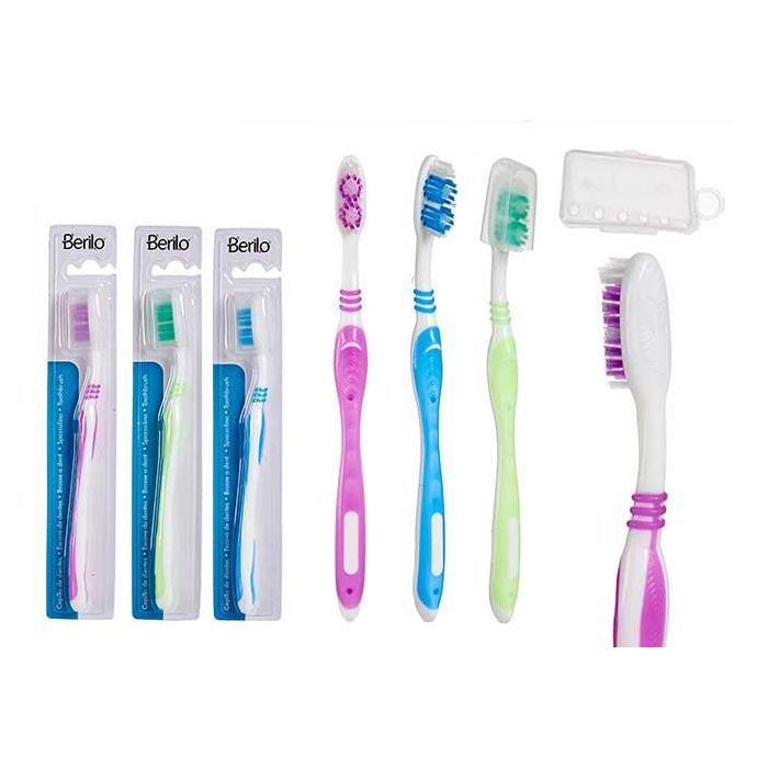 Berilo Cepillo de Dientes con Funda Protectora, Dureza Media, Mango de PVC y Cerdas de Nylon, Colores Variados, 19 x 1.5 x 3 cm (72 Unidades)