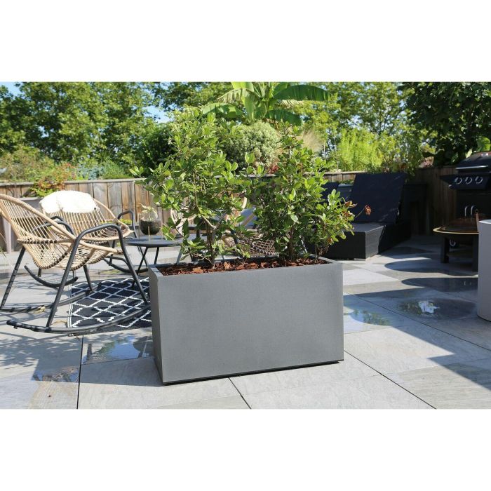 Riviera Contenedor Rectangular de Granito 80x40 cm Gris con Doble Pared, Sistema de Retención de Agua, 100% Reciclable y Fabricación Francesa 1 Riviera Contenedor Rectangular de Granito 80x40 cm Gris con Doble Pared, Sistema de Retención de Agua, 100% Reciclable y Fabricación Francesa 1