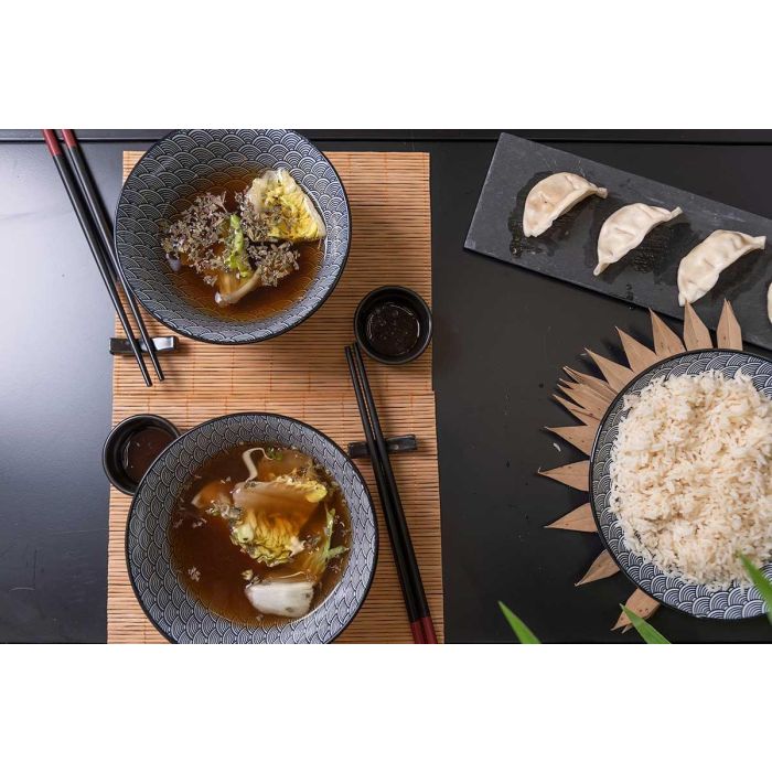 Kinvara Set Sushi Cerámica y Bambú 8 Piezas 16.5x3x30 cm (Set de 12) Kinvara Set Sushi Cerámica y Bambú 8 Piezas 16.5x3x30 cm (Set de 12)