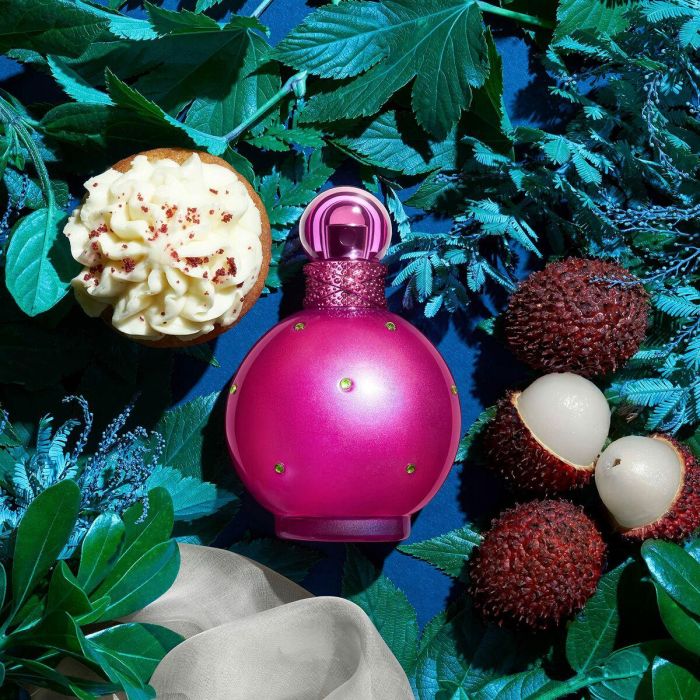 Britney Spears FANTASY Eau de Parfum Vaporizador 50 ml para Mujer - Exquisita Fragancia Dulce Floral Frutal Gourmand 4 Britney Spears FANTASY Eau de Parfum Vaporizador 50 ml para Mujer - Exquisita Fragancia Dulce Floral Frutal Gourmand 4