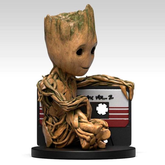 Figura hucha Baby Groot Cassette Guardianes de la Galaxia 2 Marvel 4 Figura hucha Baby Groot Cassette Guardianes de la Galaxia 2 Marvel 4
