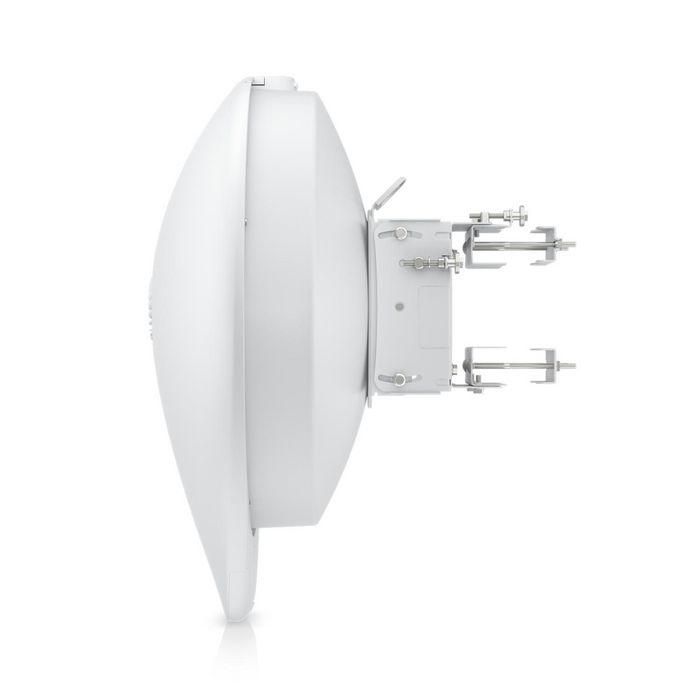 Ubiquiti 60 GHz bridge, 1x RJ-45, 1x SFP+, GPS, Bluetooth, IPX6, PoE 1 Ubiquiti 60 GHz bridge, 1x RJ-45, 1x SFP+, GPS, Bluetooth, IPX6, PoE 1